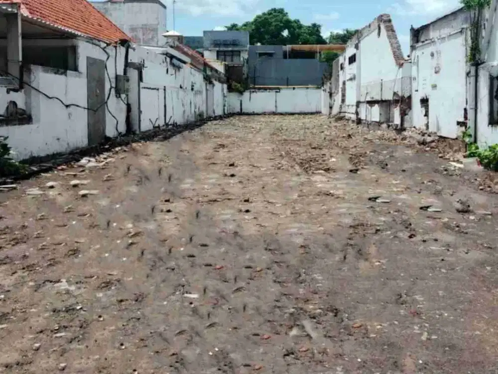 Tanah di Raya Darmo Surabaya