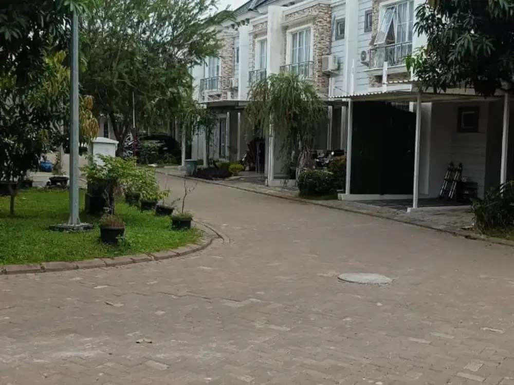 Jual Cepat! Rumah 2 Lantai Siap Huni di Monaco Town House Jababeka – Harga Spesial!