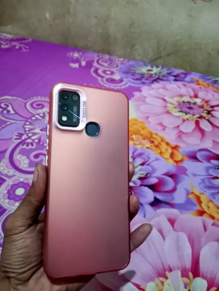 Infinix hot 11 play 4+64 batre 6000 mah awet pol