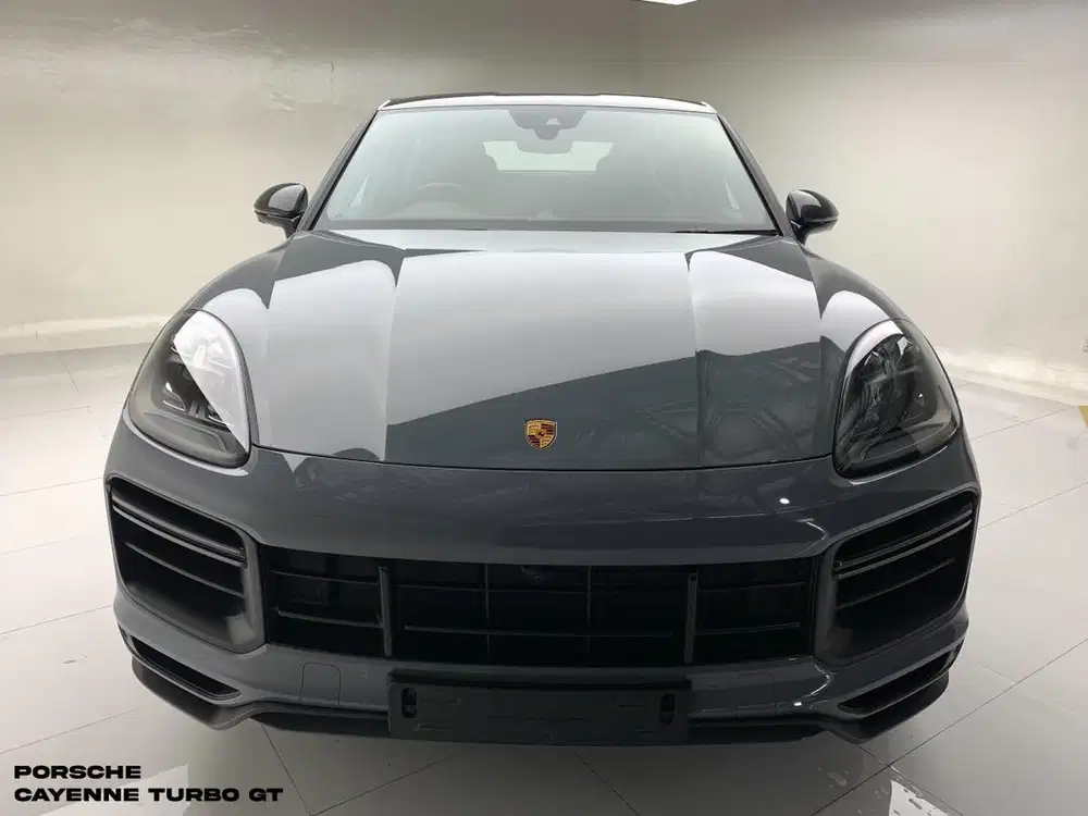 ( BRAND NEW ) PORSCHE CAYENNE TURBO GT 2023 ARTIC GREY ON BORDEAUX RED