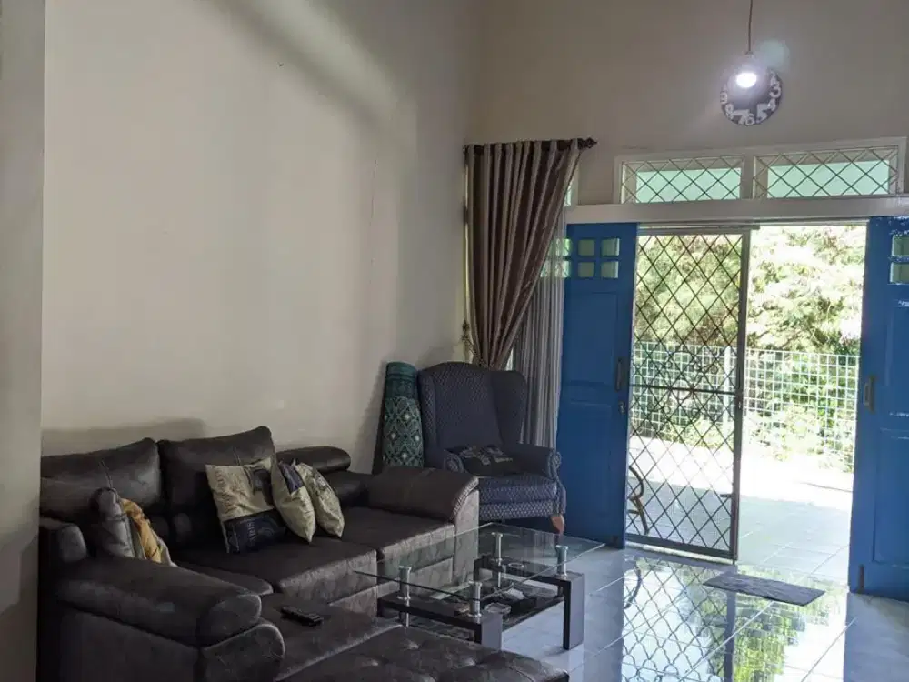 Dijual Rumah 2 Lantai Sayap Sukajadi Bandung DN