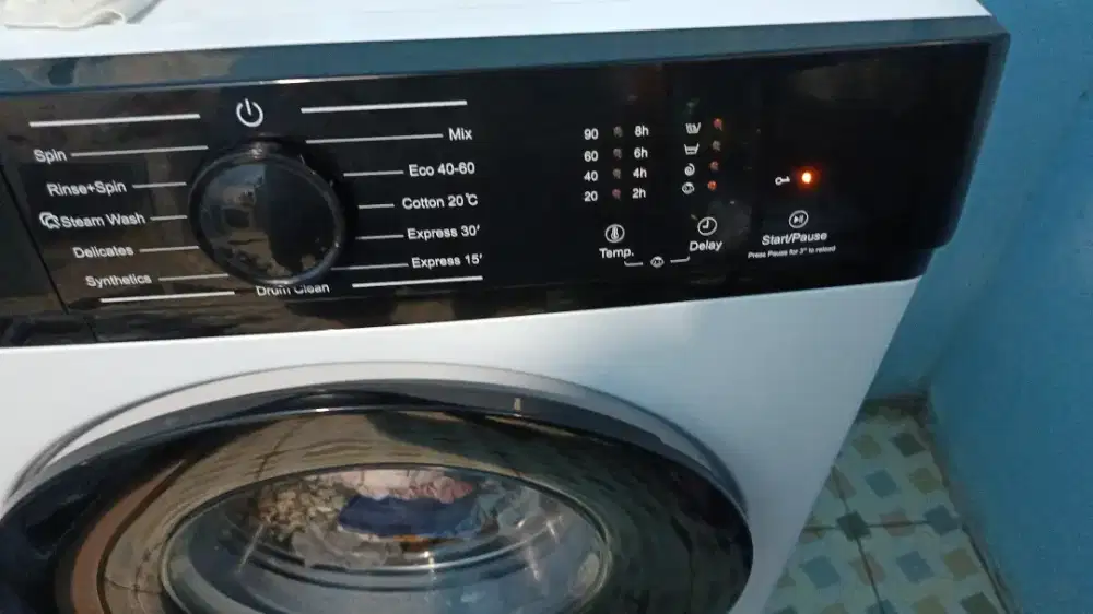 Dibutuhkan SEGERA ART MENGINAP bisa masak