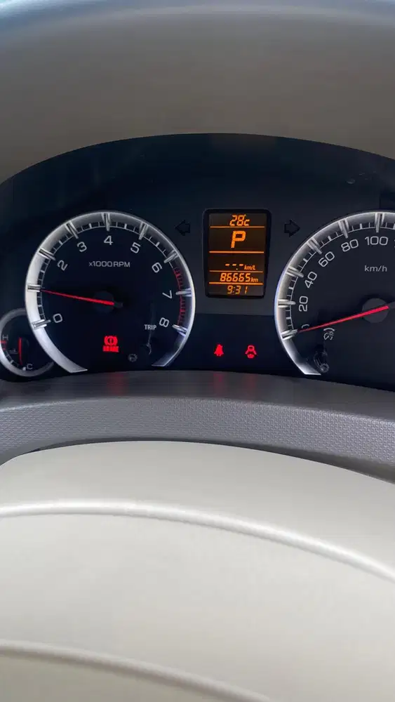 Suzuki Ertiga 2014 Bensin