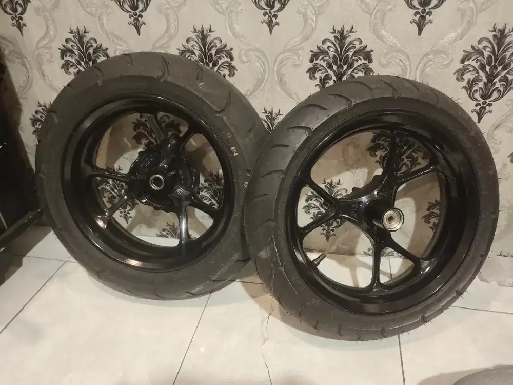 JUAL BAN + VELG RING 13 COPOTAN NMAX NEW 2026 CUMAN DIPAKE KE BENGKEL
