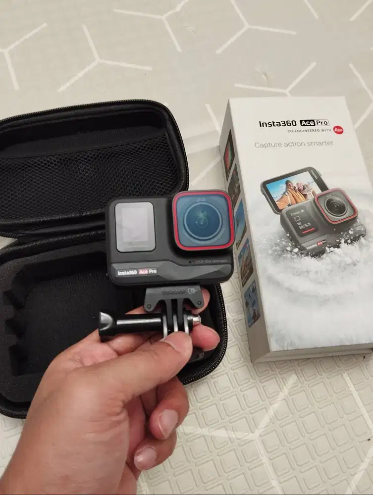action camera insta 360 Ace Pro