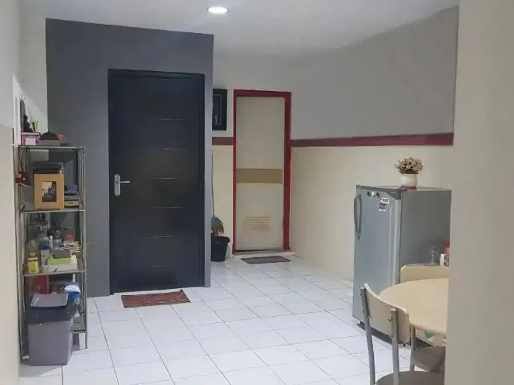 Ruko 3 Lantai Strategis Siap Pakai di Mutiara Taman Palem Jakarta Barat