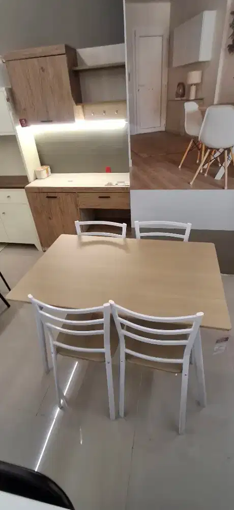 Meja Makan Set  Harris