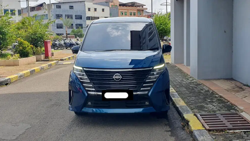 Km2rb nissan serena hws e power 2025 biru