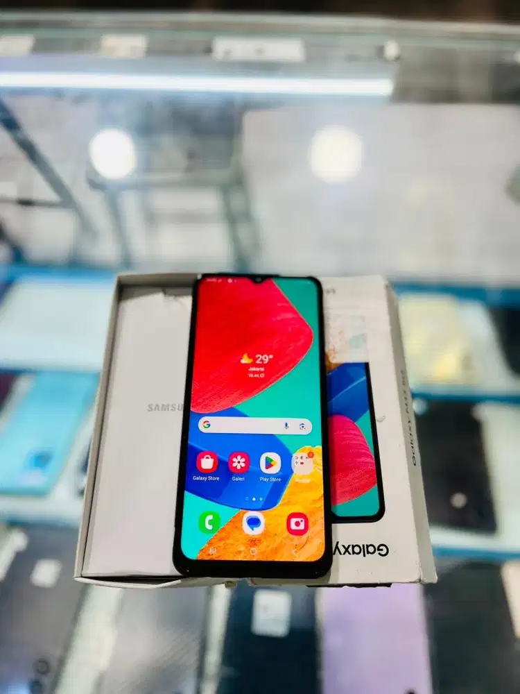 Samsung M33 5g 8/128 Lengkap