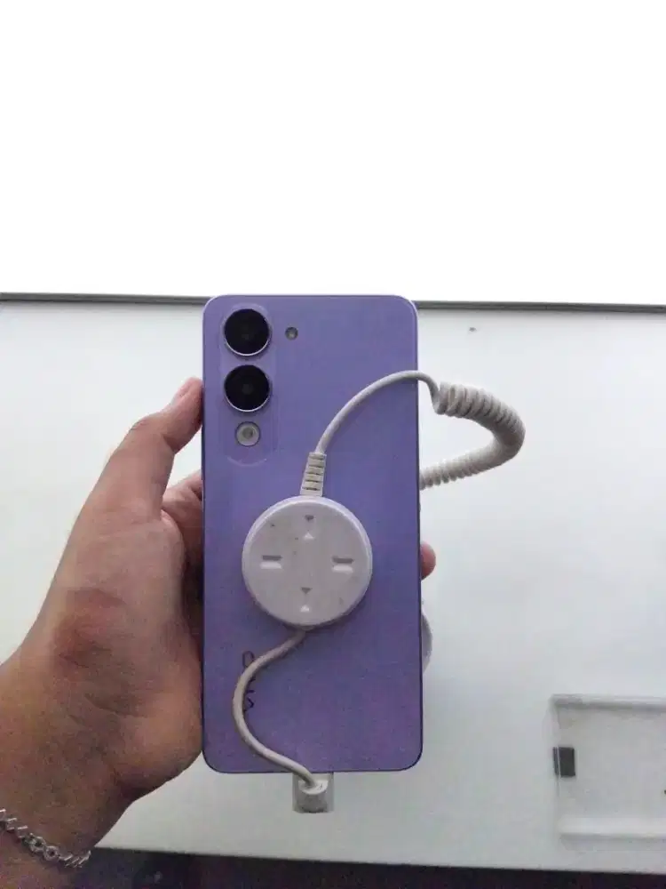 KREDIT 0% CUKUP KTP - VIVO Y04S  CICILAN MULAI DARI 200 RIBUAN SAJA!!!