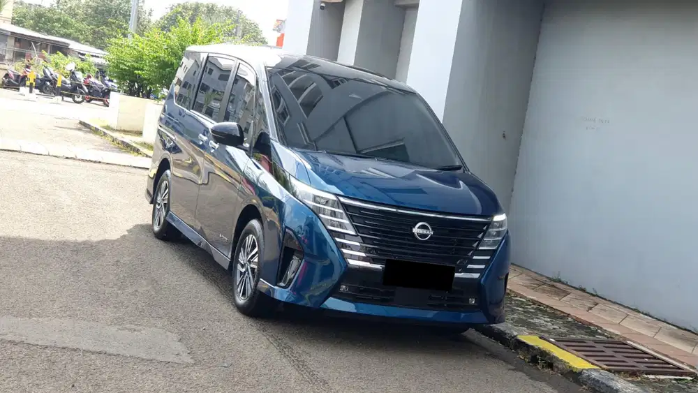 Nissan Serena High Ways Start E-Power 2025