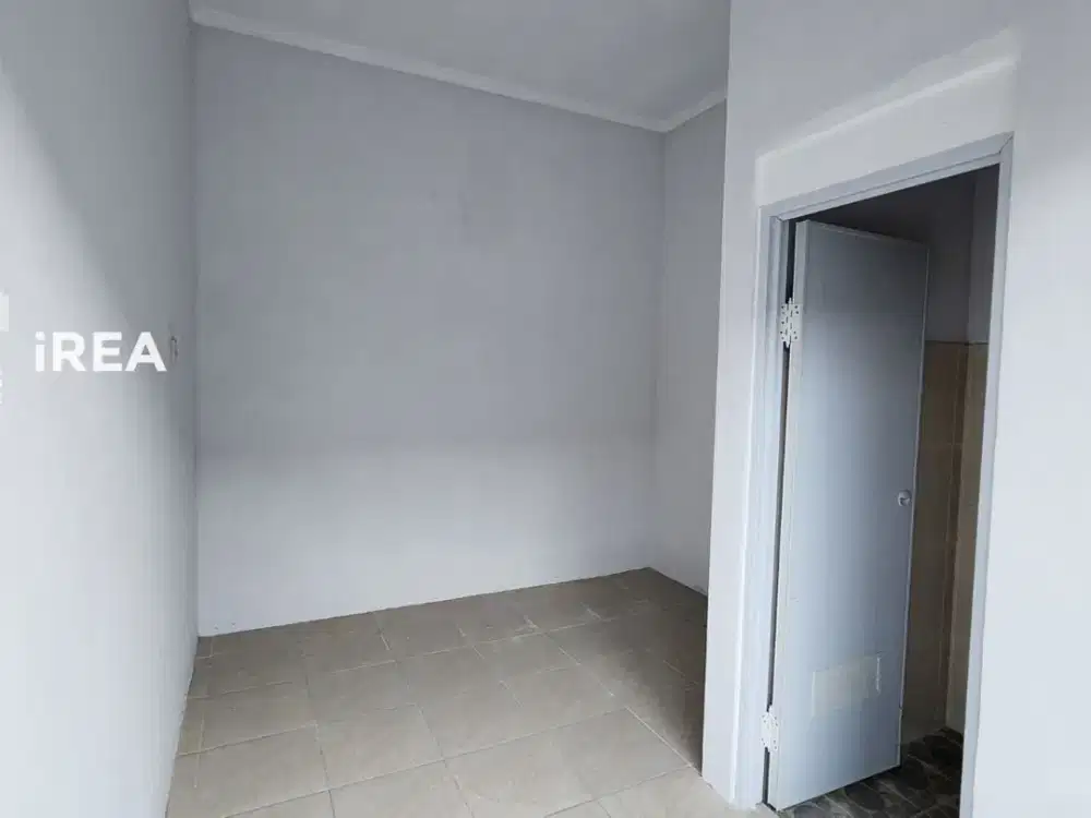 KOST 2 LANTAI DIJUAL DI SOLO DEKAT GRAHA SABA BUANA