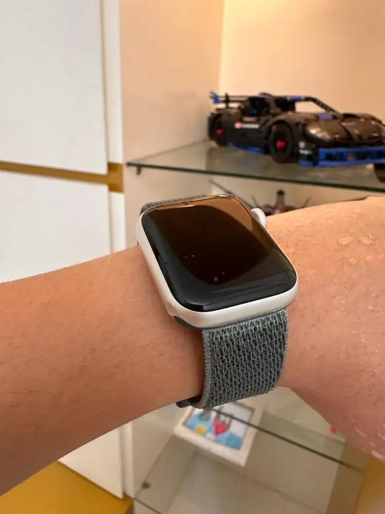 Apple watch jam tangan SE 2 40 mm