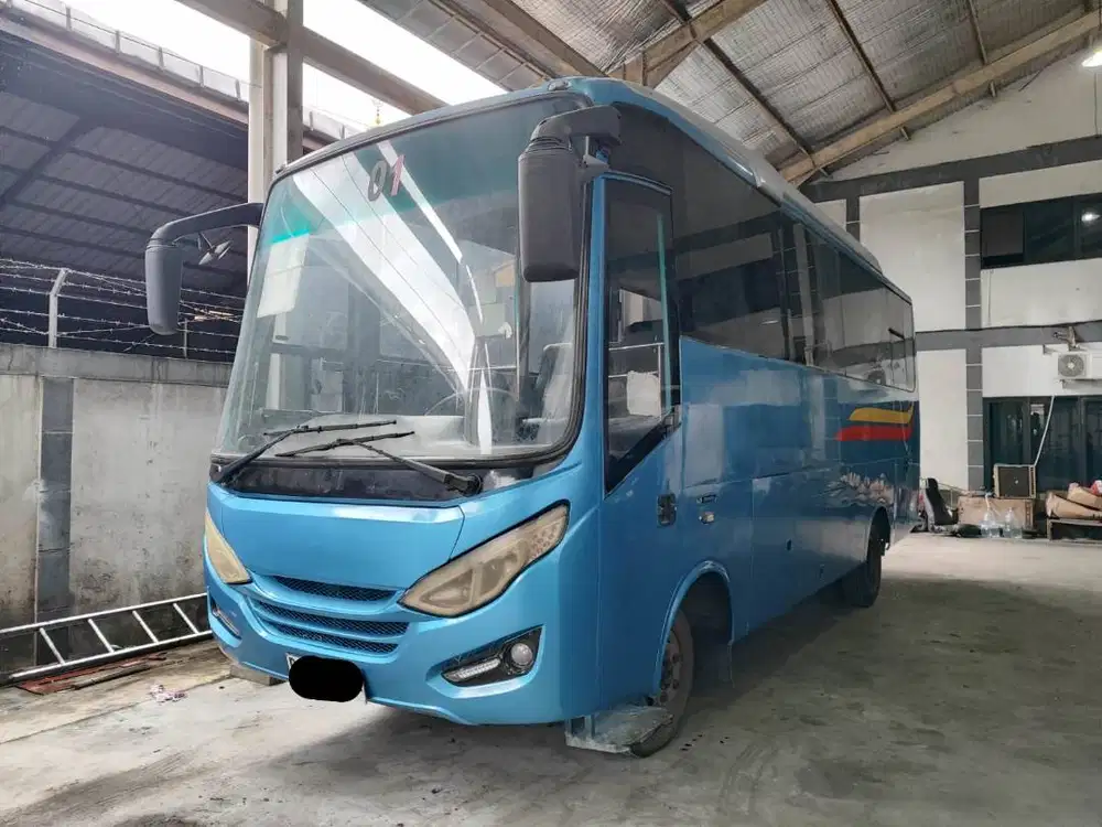 Hino Dutro 130 MDBL Medium Bus AC + Power Stering Tahun 2019