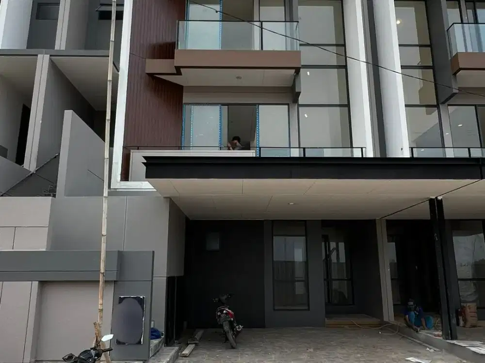 Dijual Rumah Mewah 3 Lantai Cluster Asya, Cakung, Jakarta Timur, 027