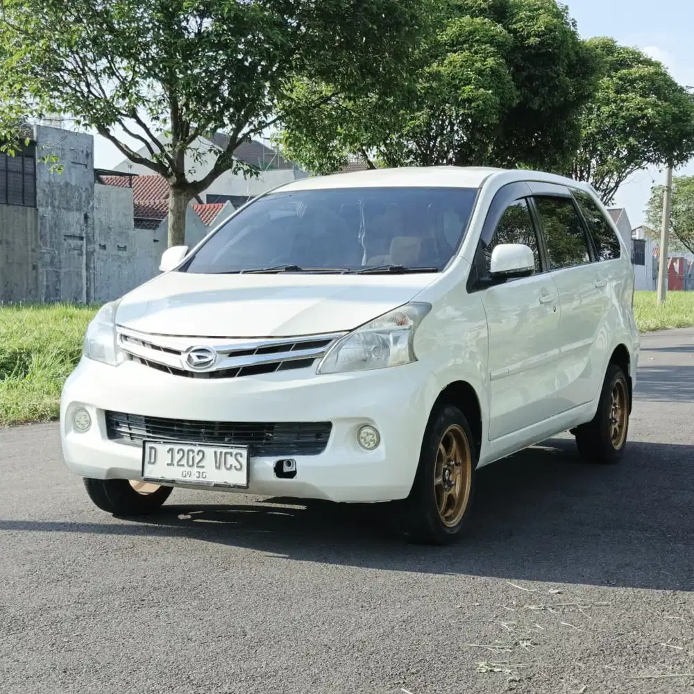 Daihatsu Xenia 2015 Bensin