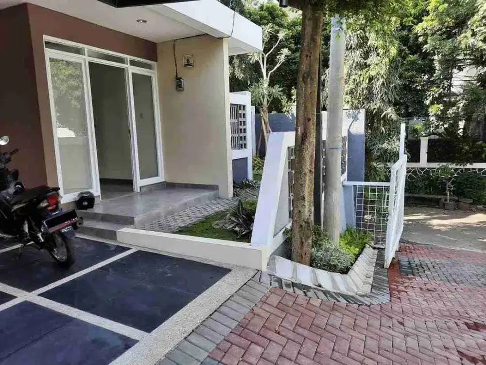 HANYA 1 UNIT! Rumah Baru Hook Sejuk & Asri Dekat ke Kampus UPI Bandung Kota