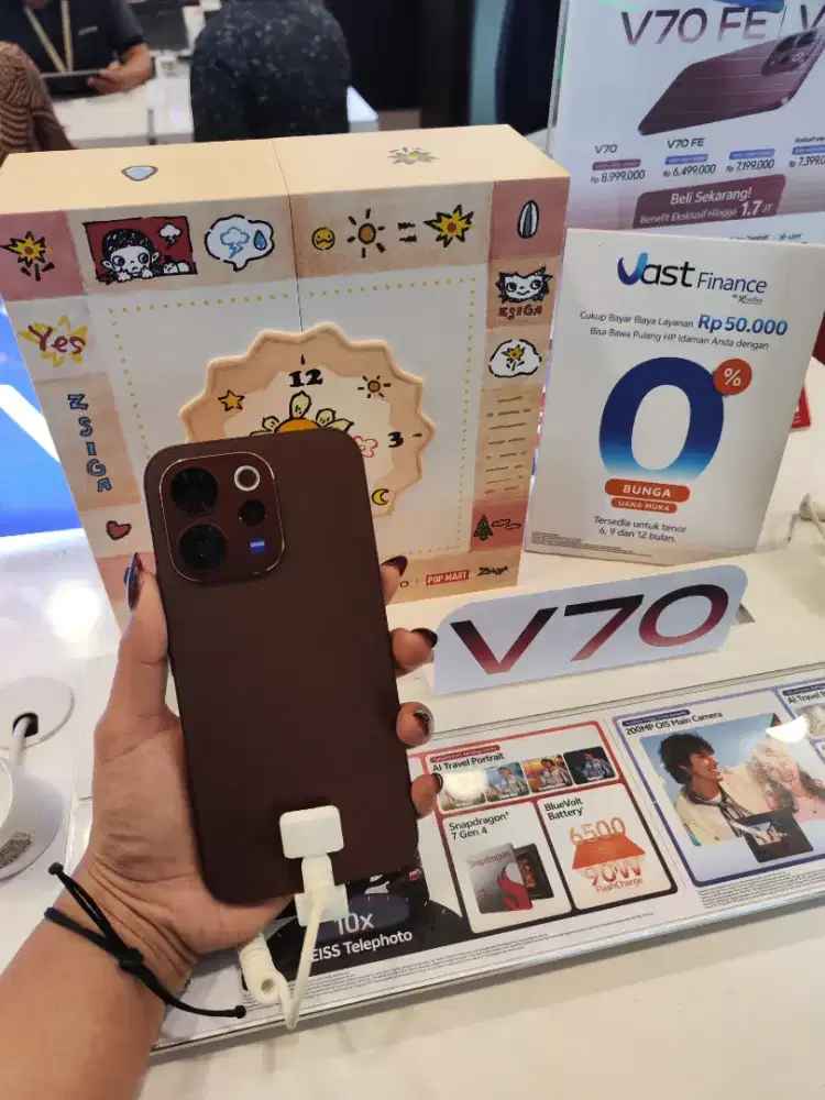 Vivo V70 Cicilan Bunga 0%