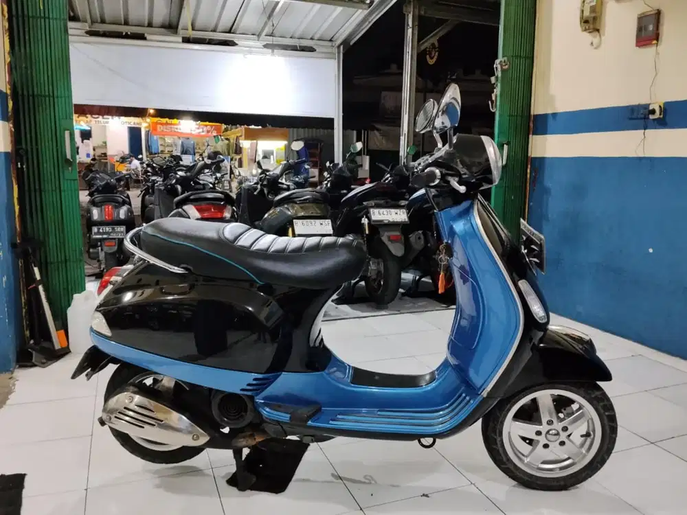 #dijual piaggio LX 150 2011 siap pakai gress