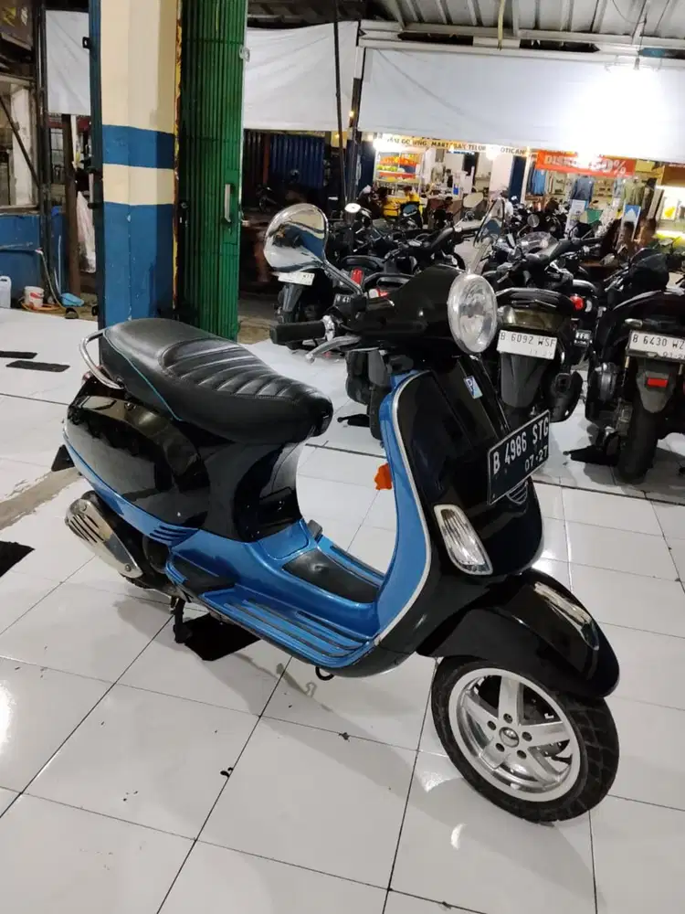 #dijual piaggio LX 150 2011 siap pakai gress