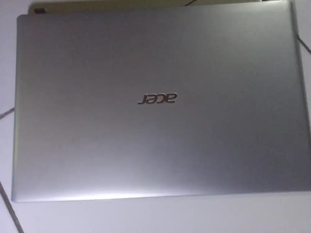 Jual casing frame lcd Acer v5 471. Kondisi Mulu