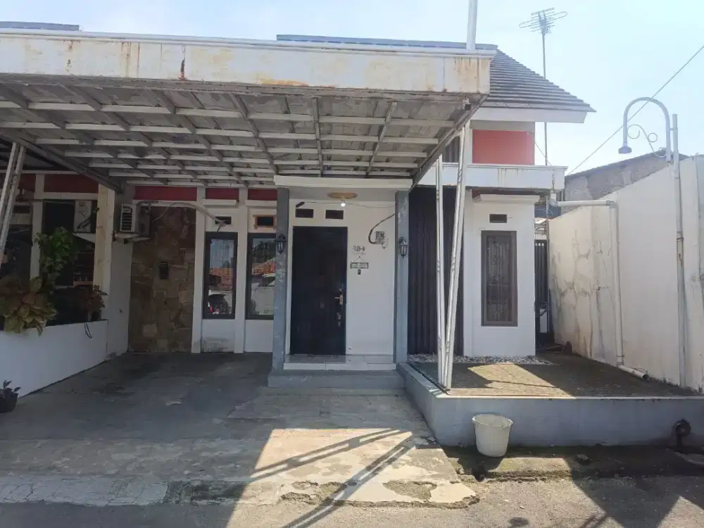 DiSEWAKAN RUMAH CIREBON KOTA LOKASI STRATEGIS NYAMAN  SIAP HUNI