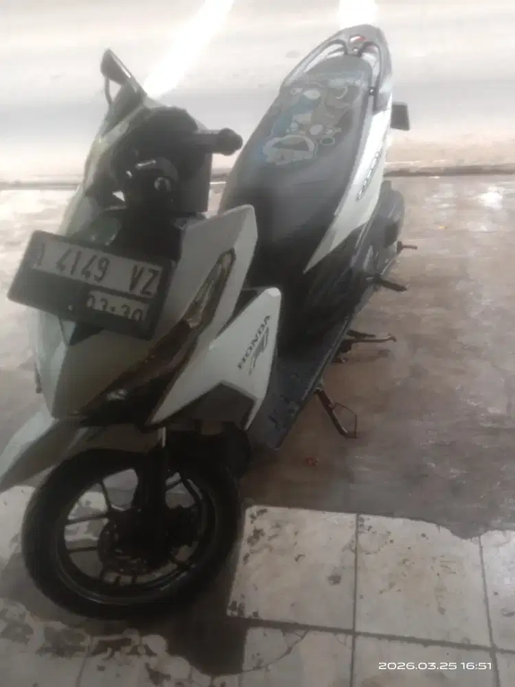 Vario 150 LED 2015