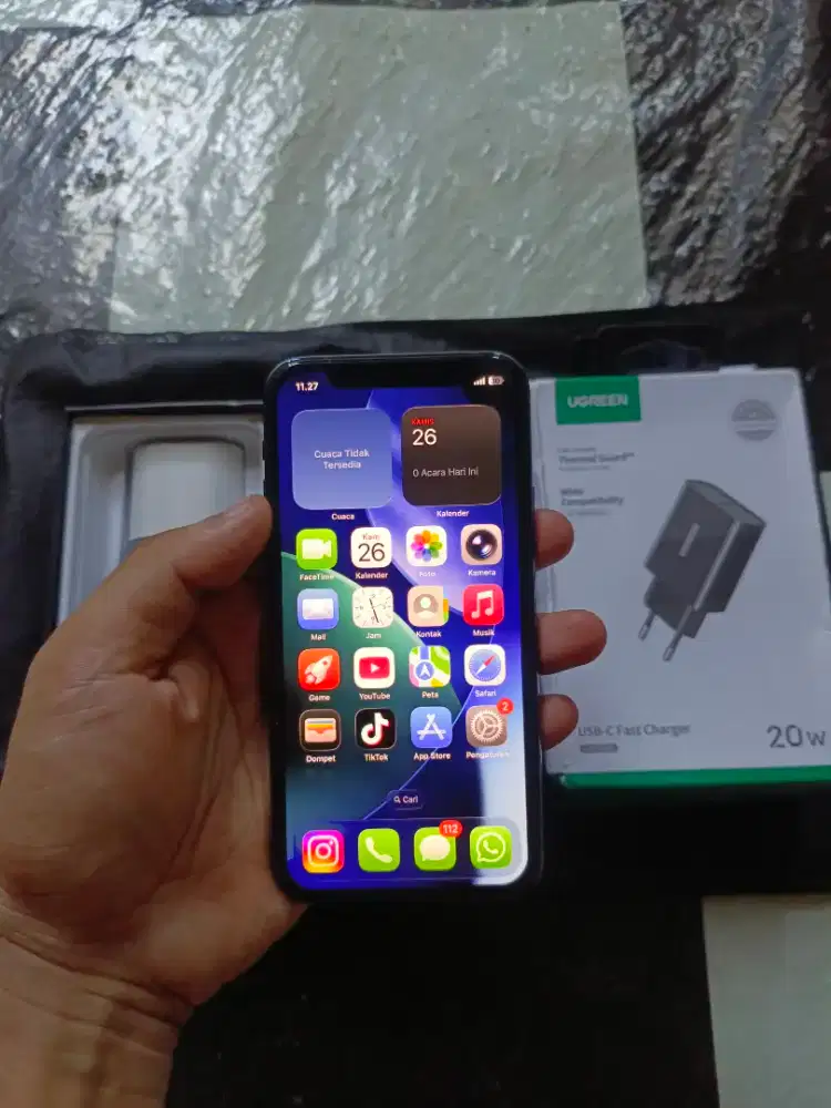 Dijual Iphone 11pro 64gb mulus bonus charger ugreen