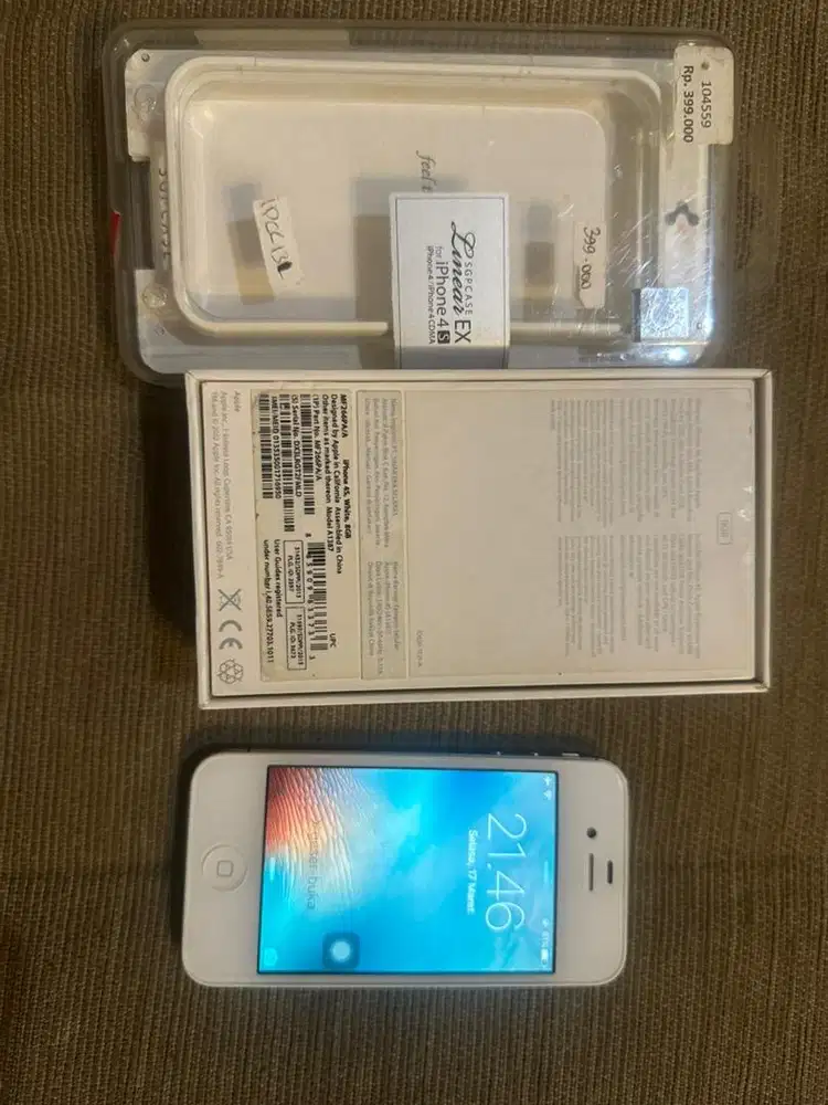 Iphone 4s 8gb mulus like new ..( Simpanan)