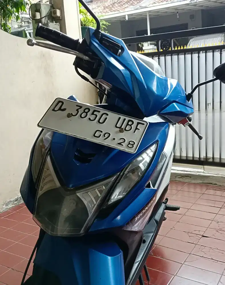 Honda Beat Fi 2013 Biru putih mulus lengkap mantaap.