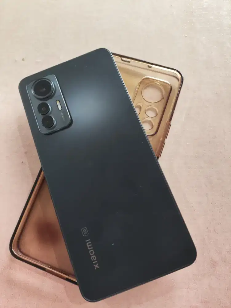 Xiaomi 12 Lite second