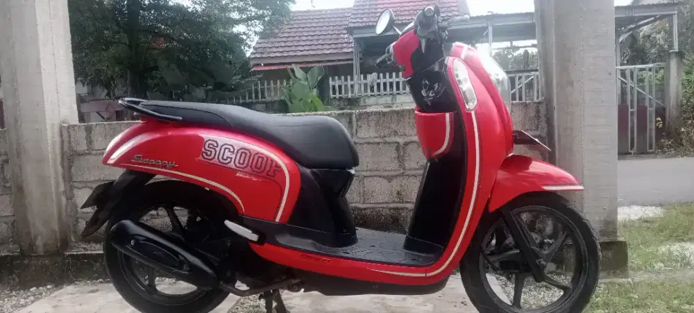 Dijual Scoopy THN 2015