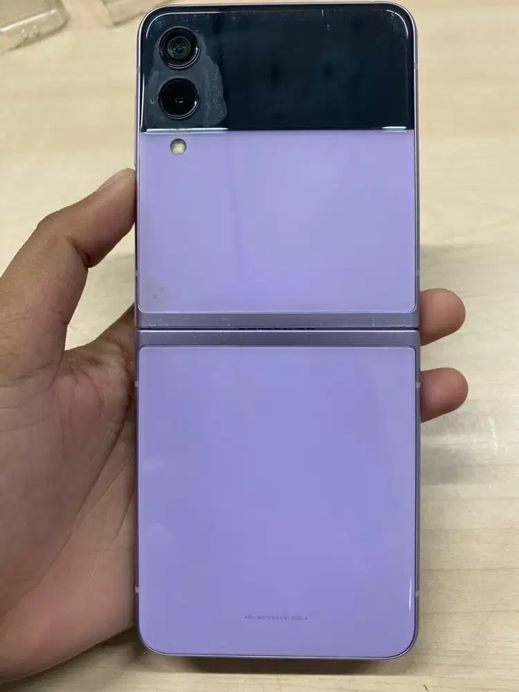 Samsung Z Flip 3 128GB Second