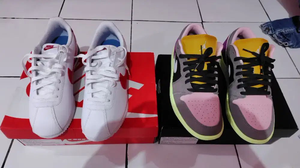 Nike air jordan special edition / nike cortez forrest gump