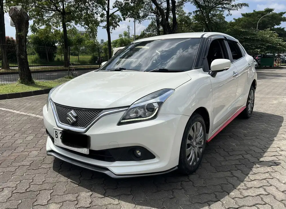 Suzuki Baleno Hatchback AT 2019 Putih Low Km