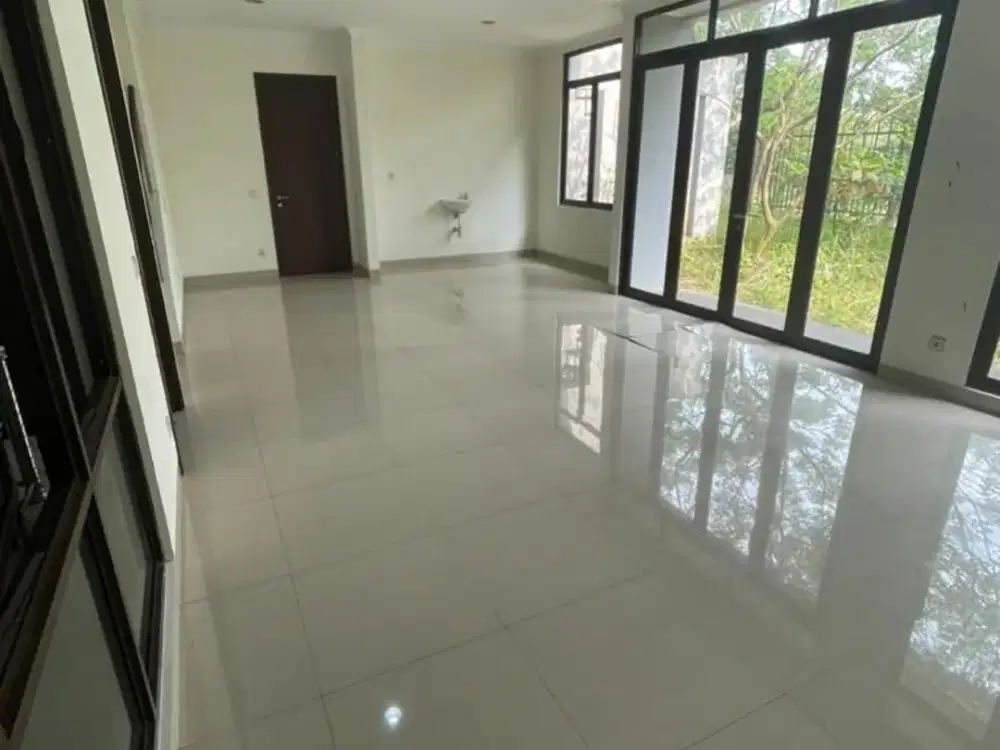 Rumah View Pool Cluster Ritzone The Icon BSD, Tangerang Selatan