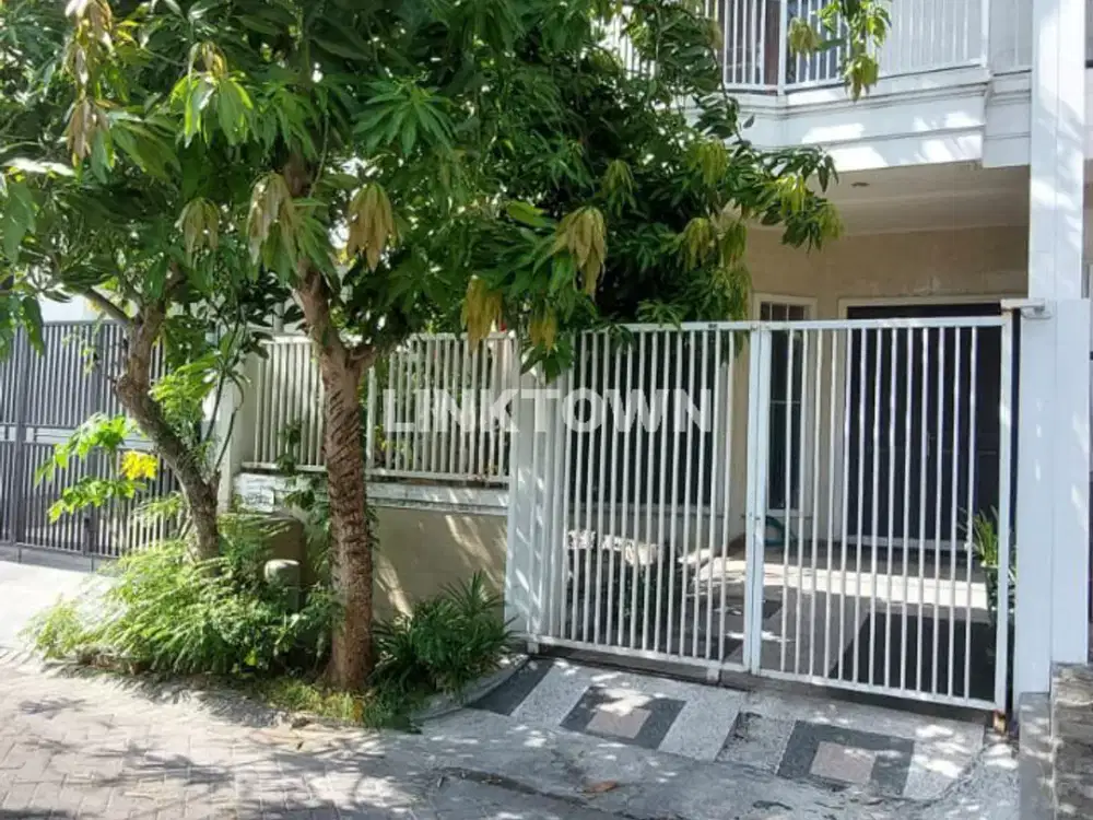 Under Market Rumah Cantik 2 Lantai di Vila Valensia Surabaya Barat