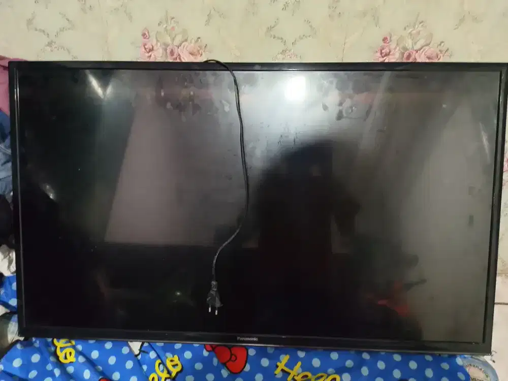 Panasonic 50 in belum pernah service tiba2 mati