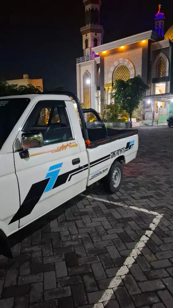 Isuzu Panther Pick up 2.5CC Turbo Istimewa