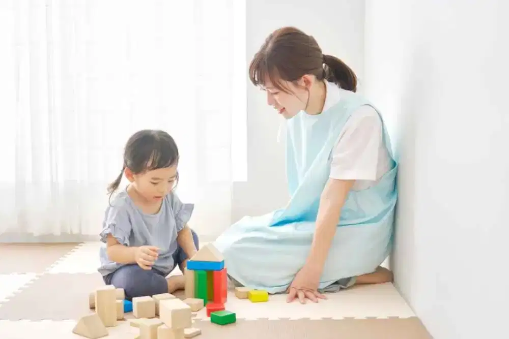 Dibutuhkan ART dan Momong Anak