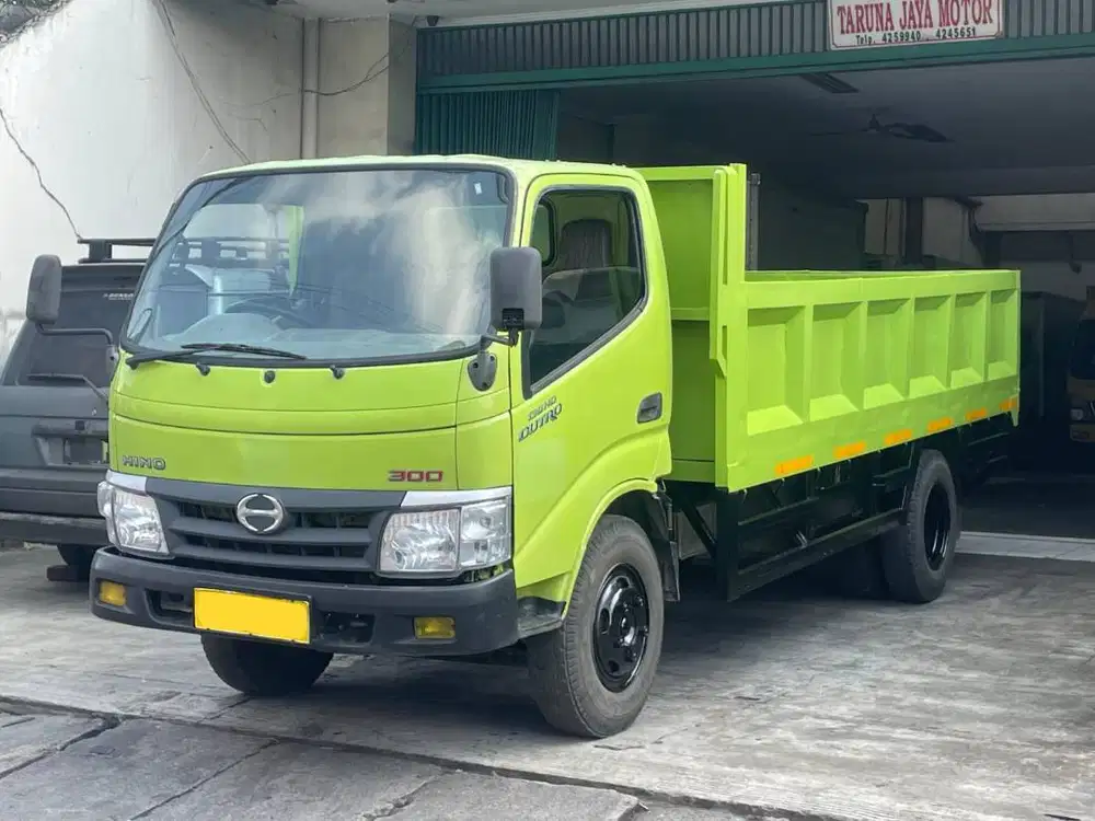 Hino Dutro 130HD 6 Roda Bak Tahun 2019