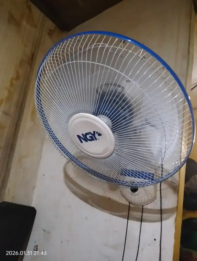 Dijual kipas angin normal