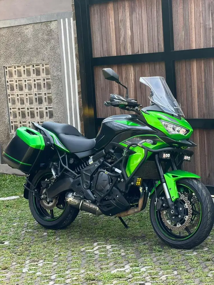 Dijual Kawasaky Versys 650 tahun 2021