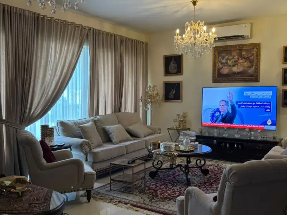 Dijual Rumah Semi Furnished Lokasi Strategis di Cluster Palm Spring Jgc Jakarta