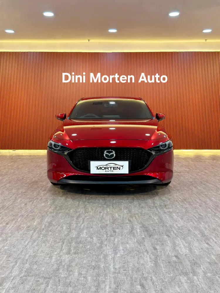 (KM 18rb) Mazda 3 Hatchback Skyactive 2.0 At 2023