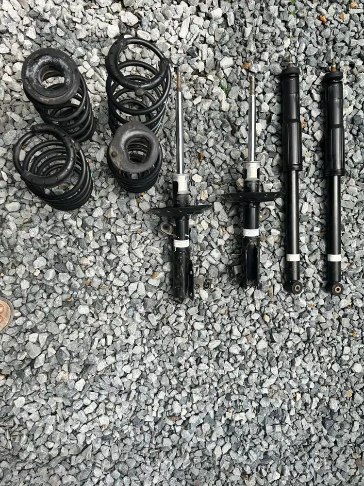 Shock Ori Copotan Honda Jazz 2014 ge8