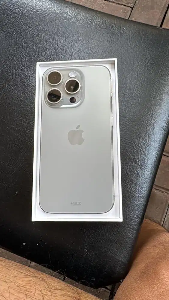 Iphone 15 pro 15pro ex garansi ibox