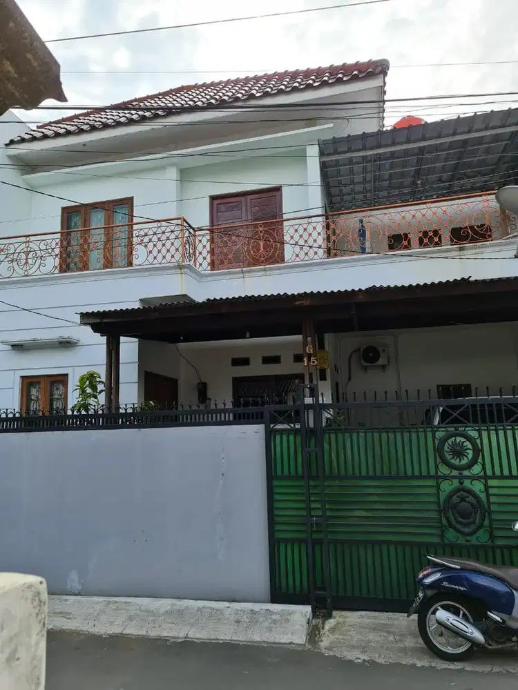 Dijual : Rumah 2 Tingkat di Jakarta Selatan