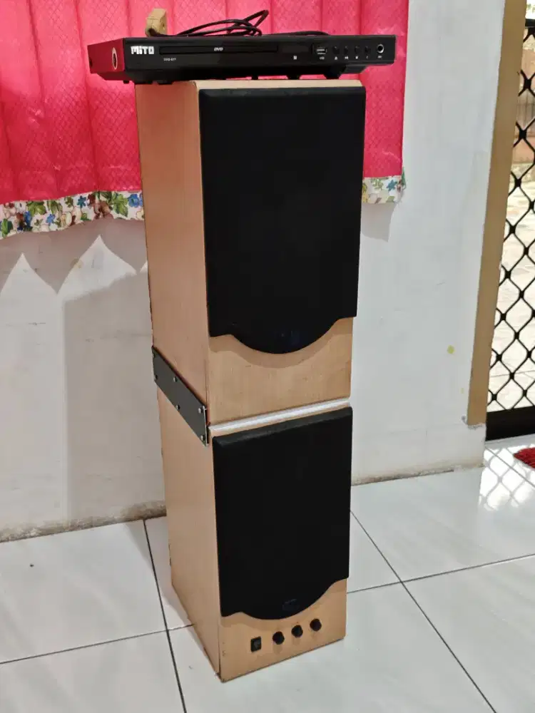 Salon Mini Dan DVD Player