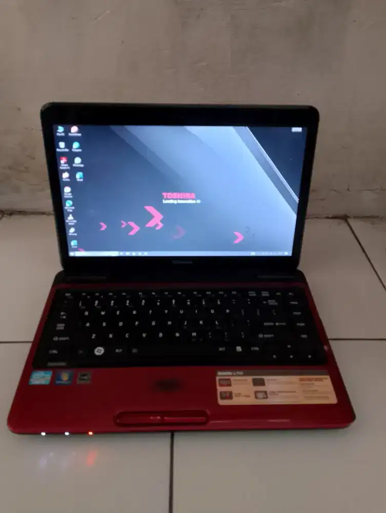 Toshiba satelite Core i3 Ram 8gb